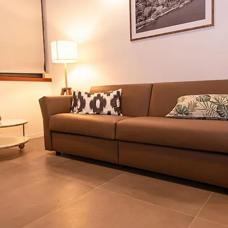 Trilino Apartment