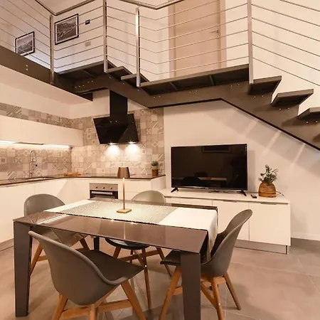 Trilino Apartament Como
